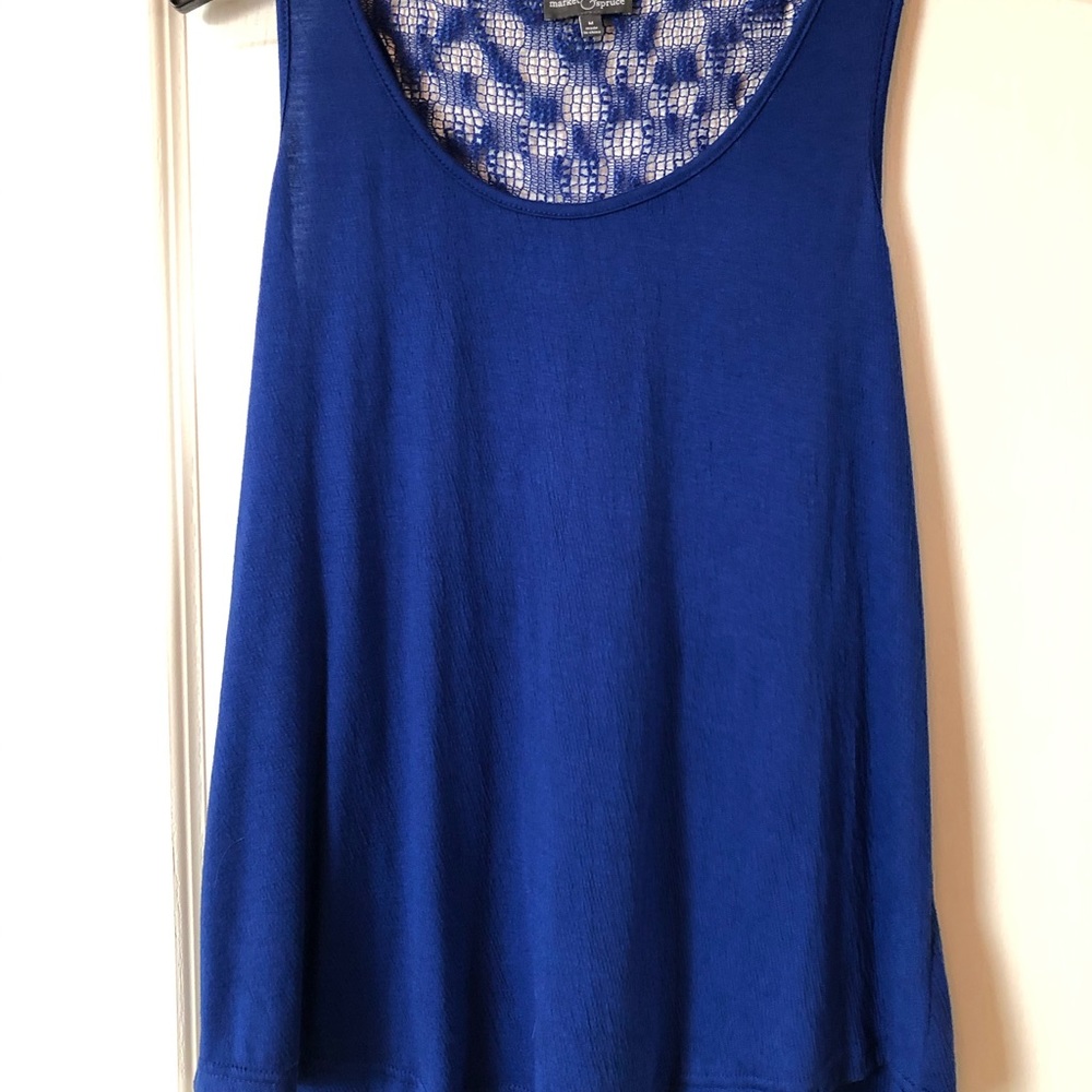 Beautiful blue sleeveless tank top